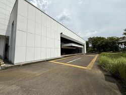 Tuas Avenue 8 (D22), Factory #578704131